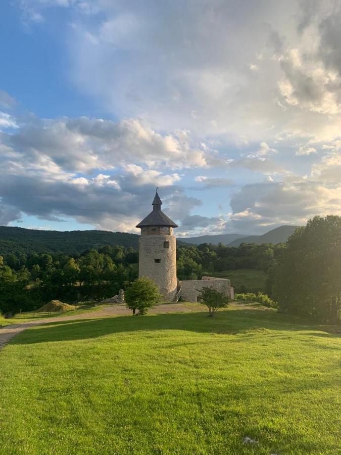 Accommodation "Old Town Dreznik" Раковица Екстер'єр фото